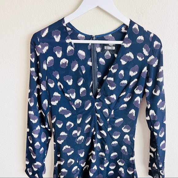 Reformation Navy Blue ‘Wild Child’ Calvin V-Neck Long Sleeve Mini Dress - Picture 6 of 12